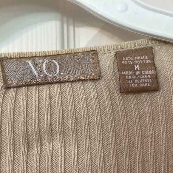 V. O. beige M light cardigan sweater very good pre worn - Picture 2 of 2